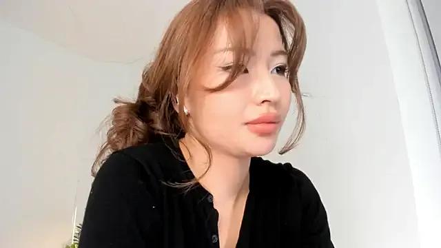 Satisfy your lust with the cute StripChat camwhore - Kawaii_mia kawaii_mia from StripChat