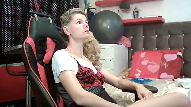 kellyterapy on StripChat 