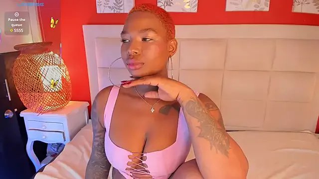 Freechat KenyaMystic on StripChat