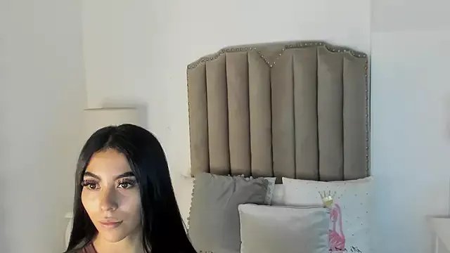 Kimberlin_Cam_ on StripChat