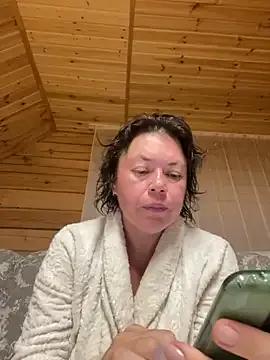 Kiramagic from StripChat