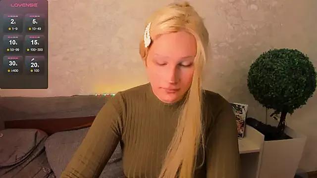 Kleo_Godde — show 28 cm dick