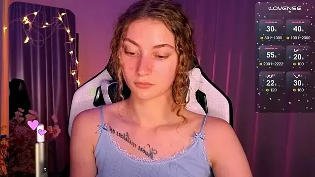 lady_curls on StripChat