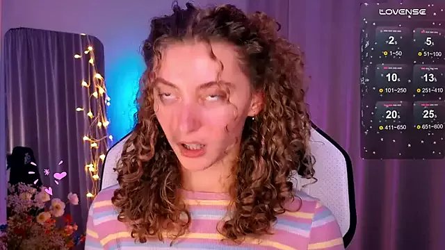 lady_curls on StripChat