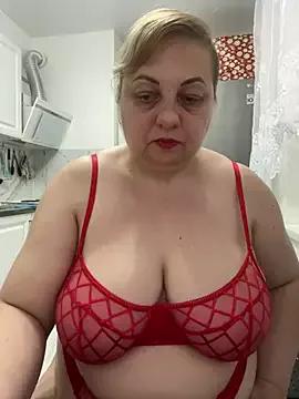 LanaSoftt on StripChat 