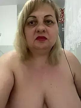 LanaSoftt on StripChat