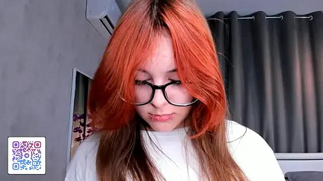 LaurenaLandro — Squeeze and spank my tits x11