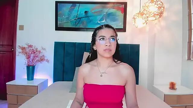 LeaahCarter on StripChat 