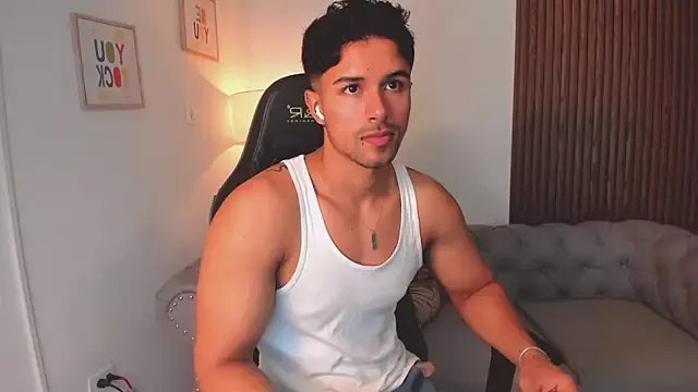 Freechat liam_collins21 on StripChat