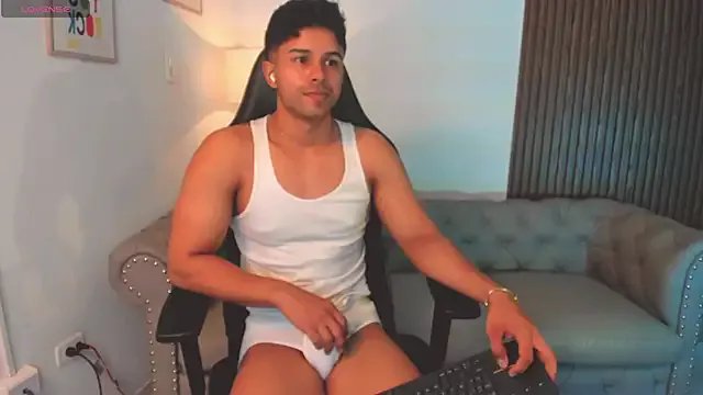 Freechat liam_collins21 on StripChat