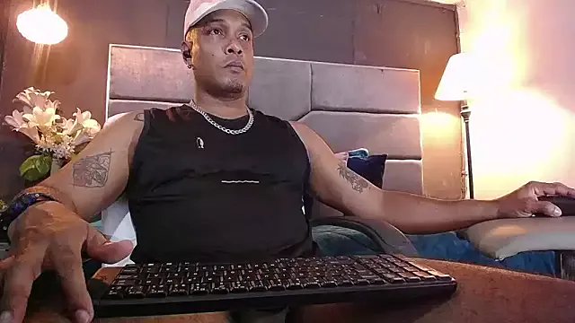 Freechat liam_howard on StripChat