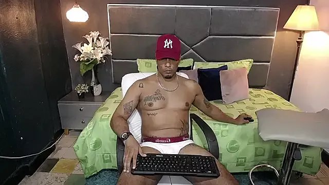 Freechat liam_howard on StripChat