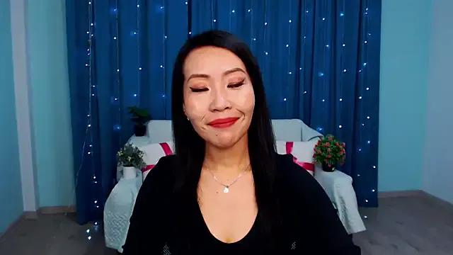 LiaPak from StripChat