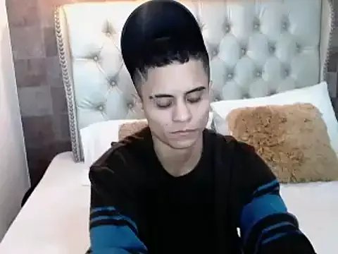 Liiamthompson on StripChat 