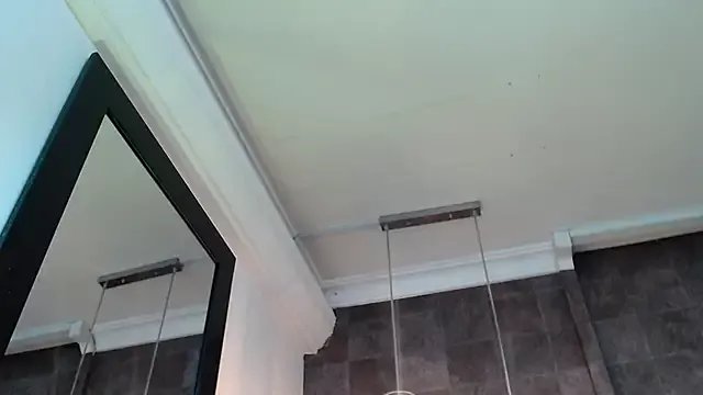 Liiamthompson on StripChat 