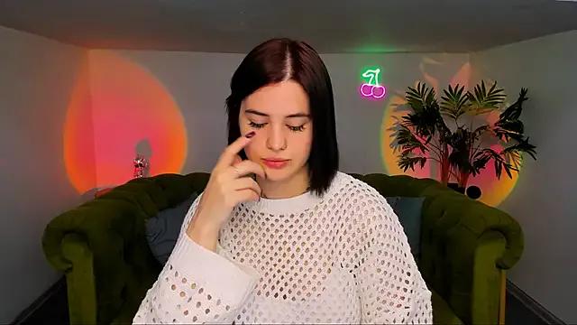 The unforgettable Lil_angel_ - sweet adult webcam model ready to orgasm lil_angel_ from StripChat