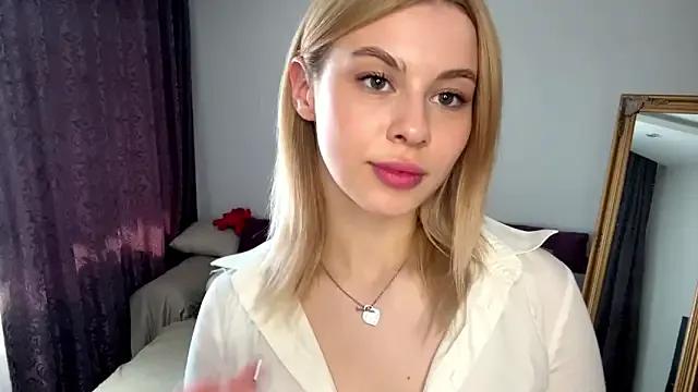 Lil_Elisa's avatar