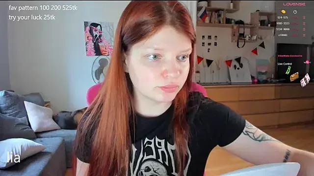 lil_lia on StripChat 
