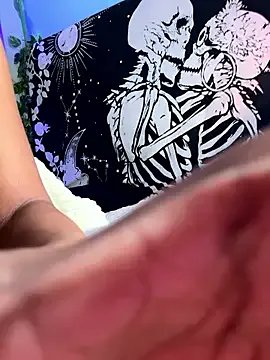 Freechat lilliiilliiillil on StripChat