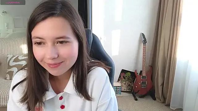 Broadcasting wishes and kinky joy with StripChat's matured Lina_Brownie Lina_Brownie from StripChat