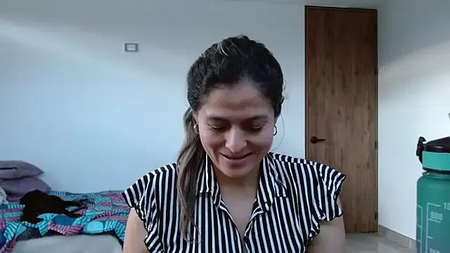 linda-mature43 from StripChat