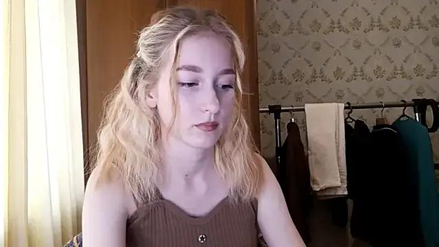 LisaKacitaa from StripChat