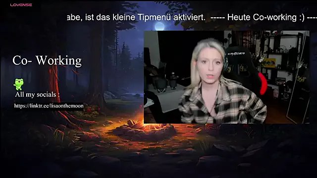 Lisaonthemoon on StripChat