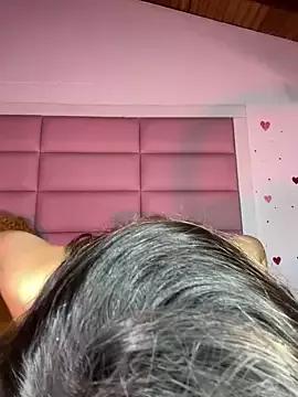 little-Emma on StripChat 