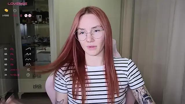 Discover Littlevildevil, she wants to masturbate for you littlevildevil from StripChat