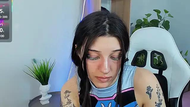 LolaHarrison on StripChat 