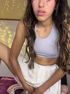 Watch 23 years old lunaa_kiss19 from StripChat lunaa_kiss19 from StripChat