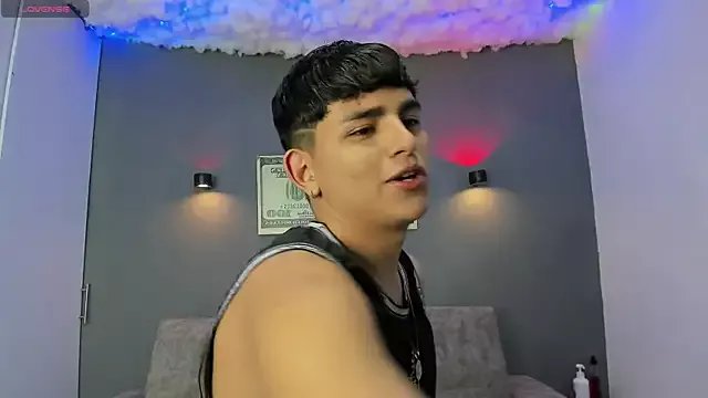 Freechat Lyam_ap on StripChat