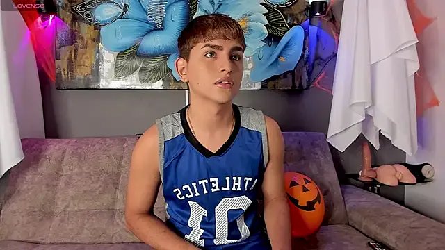 Freechat Lyam_ap on StripChat