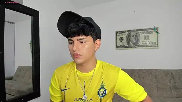 Freechat Lyam_ap on StripChat