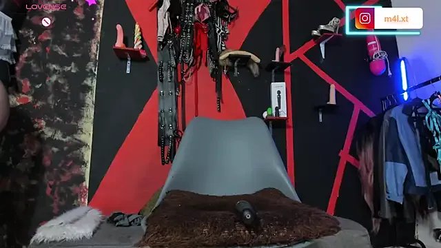 Freechat mal_x on StripChat