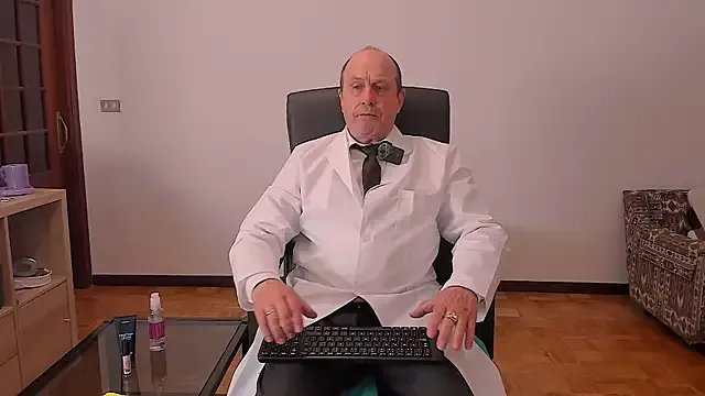 Freechat masterboy50 on StripChat