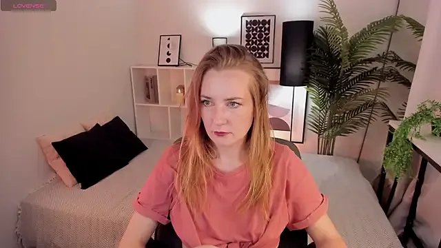 Private MeggySun on StripChat