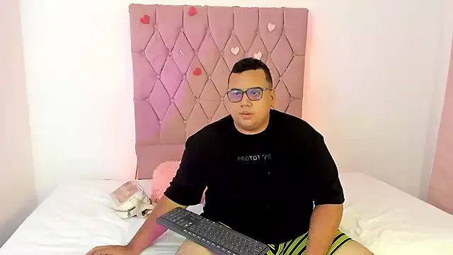 Freechat MICHAEL_AND_SHARON on StripChat