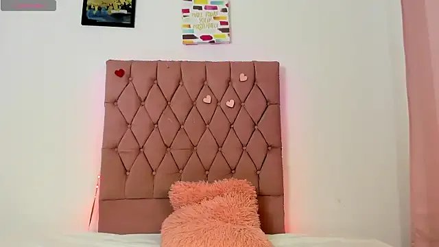 MICHAEL_AND_SHARON — Lick pussy + 1 finger inside