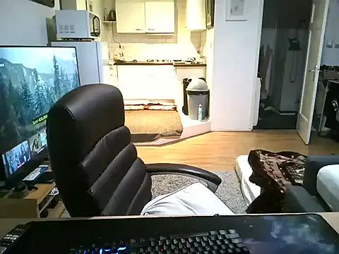 Try 23 years old mihaimichael from StripChat mihaimichael from StripChat