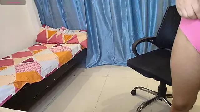 Freechat Miss-Ayraa on StripChat