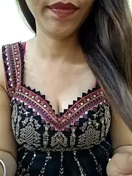 MIss-Naina on StripChat 