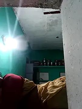 Bicurious sexiness: Miss_dipti gets uncovered while rubbing her muff online Miss_dipti from StripChat