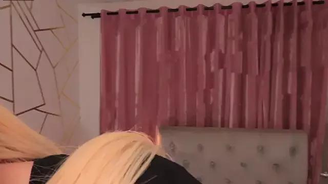 Misselektra__ on StripChat 