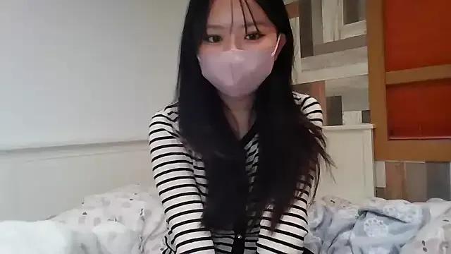 moka_latte from StripChat