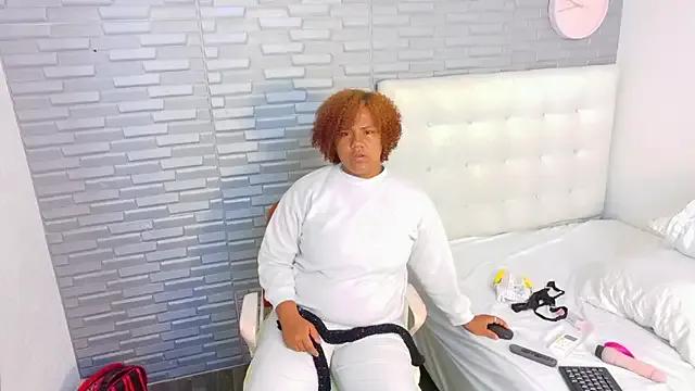mommyy_loves_cock's avatar