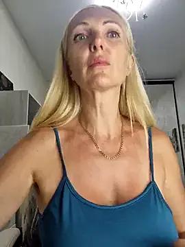Monna — Show LOVE) Make Happy DayMake Squirt