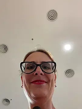 Freechat NataKitten on StripChat