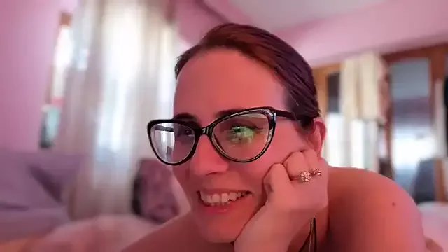 Freechat NataKitten on StripChat