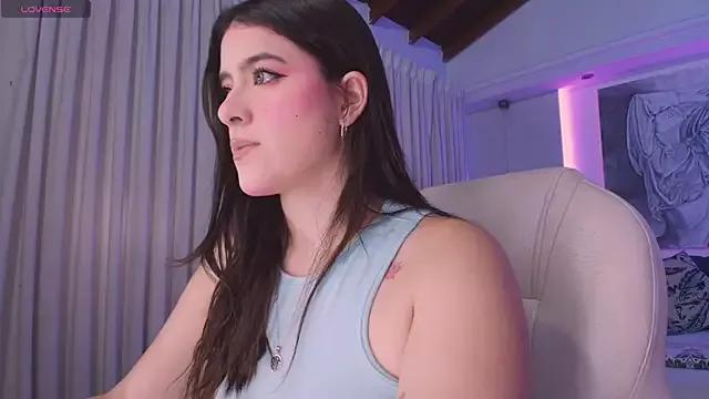 Freechat nathalie_rivers on StripChat